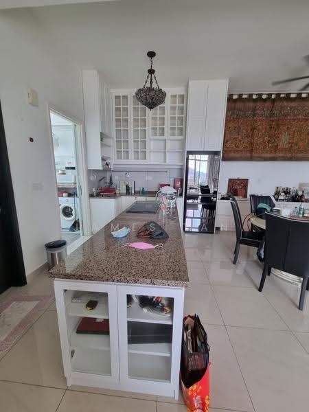 Condominium for Sale at The Cantonment - James Tan - Kitchen - PropertyGuru.com.my