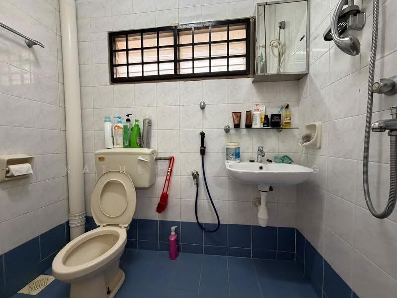 2-storey Terraced House for Sale in Rawang Perdana 2 (Rawang) - Katherine Leong - Bathroom - PropertyGuru.com.my