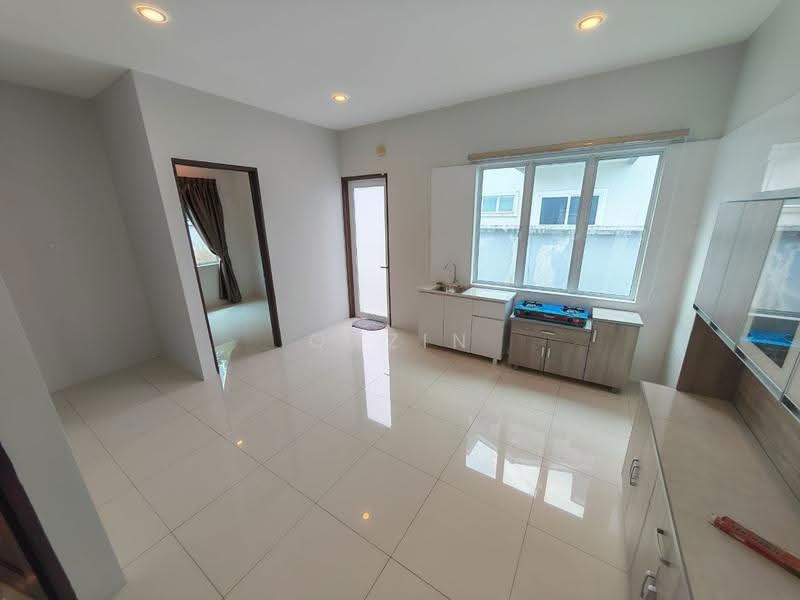Bungalow House untuk Disewa di Ipoh (Perak) - Qazin Khoo - Kitchen - PropertyGuru.com.my