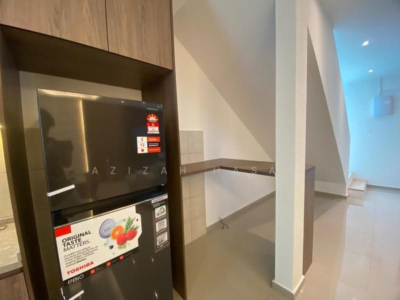 Rumah Teres 3-Tingkat untuk Dijual di Batang Kali (Selangor) - Azizah Hasan - PropertyGuru.com.my