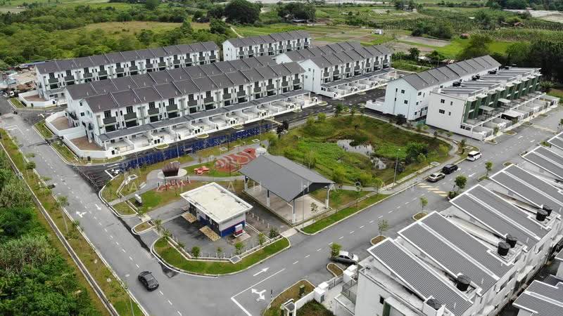 Rumah Teres 3-Tingkat untuk Dijual di Batang Kali (Selangor) - Azizah Hasan - PropertyGuru.com.my