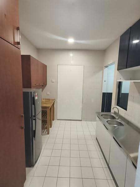 Condominium for Rent at Royal Domain Sri Putramas 2 - Nichole Khor - Kitchen - PropertyGuru.com.my