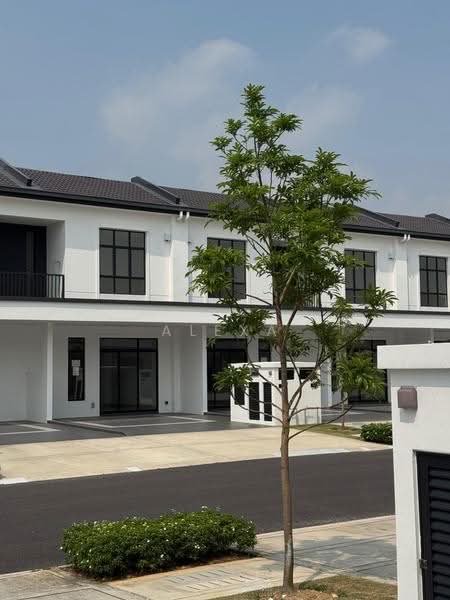 Rumah Teres 2-Tingkat untuk Dijual di Shah Alam (Selangor) - Alexa Eeu - Exterior - PropertyGuru.com.my