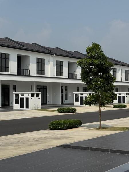 Rumah Teres 2-Tingkat untuk Dijual di Shah Alam (Selangor) - Alexa Eeu - Exterior - PropertyGuru.com.my