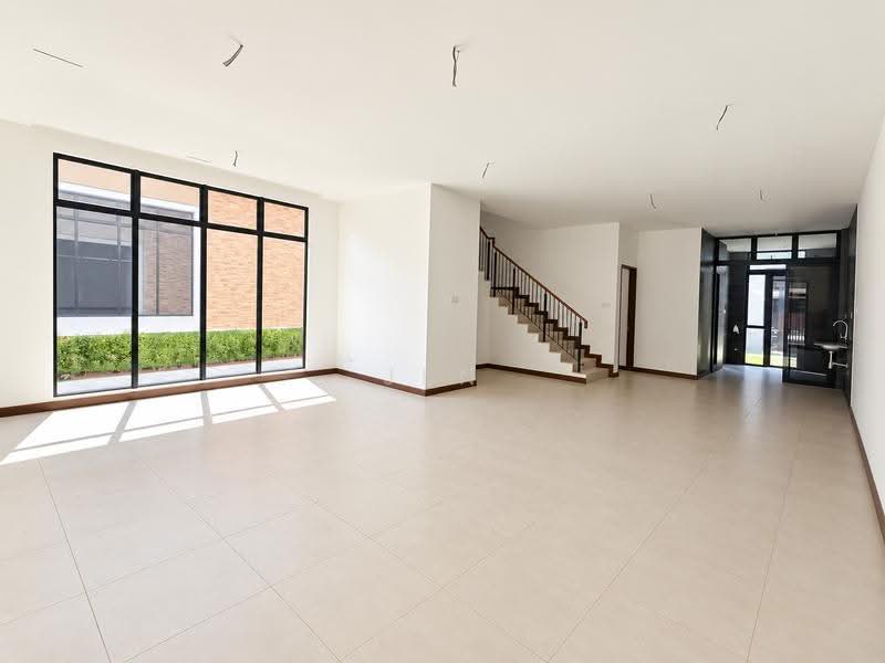 2-storey Terraced House for Sale in Puteri Harbour (Iskandar Puteri (Nusajaya)) - Jen Kiok - Living Room - PropertyGuru.com.my