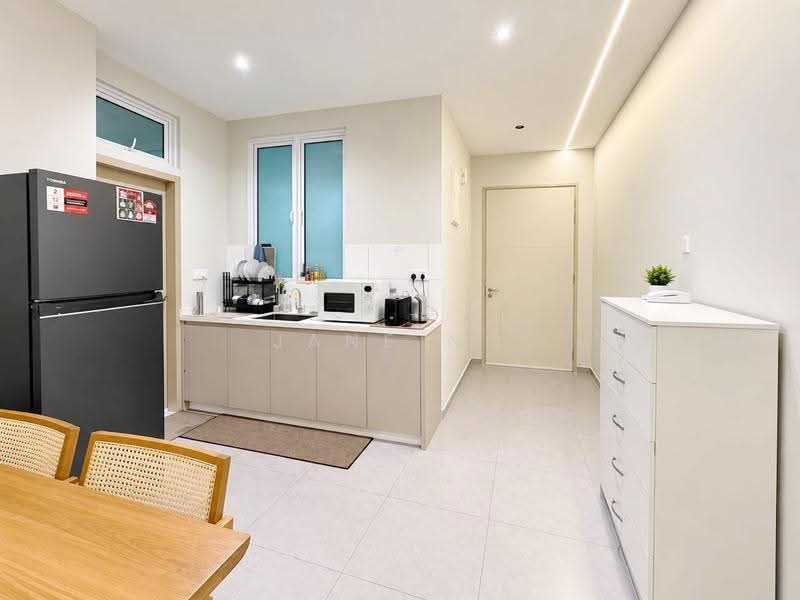 Condominium for Rent at The Sky @ Tripark - Jane Ng - Kitchen - PropertyGuru.com.my