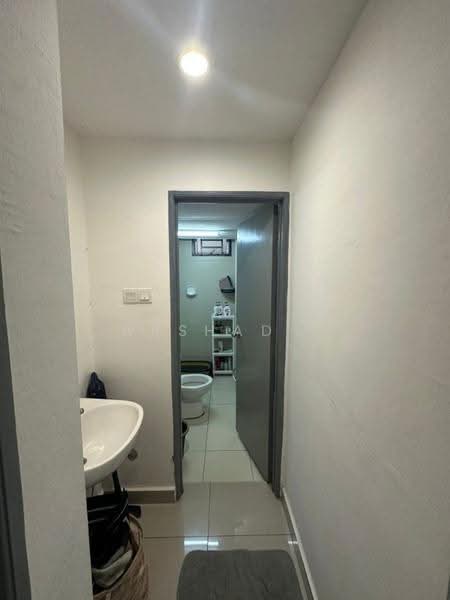 Apartment for Sale at The Pines Residence - Arshad . - Bathroom - PropertyGuru.com.my