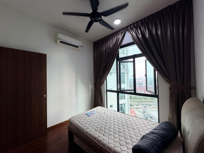 Kediaman Servis untuk Disewa di Crescent Bay Suites (Teluk Bayu) - Mr Lu - Bedroom - PropertyGuru.com.my