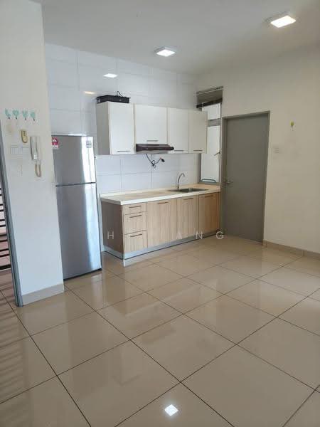 Kediaman Servis untuk Dijual di Pandan Residence 2 - Ah Liang - Kitchen - PropertyGuru.com.my