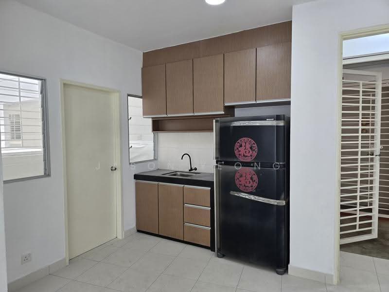 Apartment for Rent at Pangsapuri Seri Mutiara - Jason Yeong - Kitchen - PropertyGuru.com.my