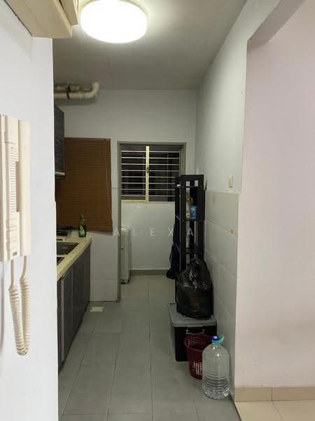 Kediaman Servis untuk Dijual di DK Senza - Alexa Eeu - Kitchen - PropertyGuru.com.my