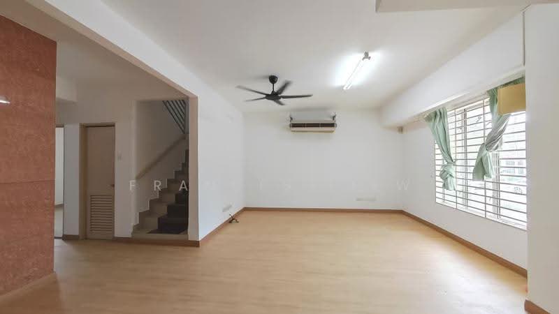 2-storey Terraced House for Sale in Taman Puncak Jalil (Seri Kembangan) - Frances Liew - Living Room - PropertyGuru.com.my