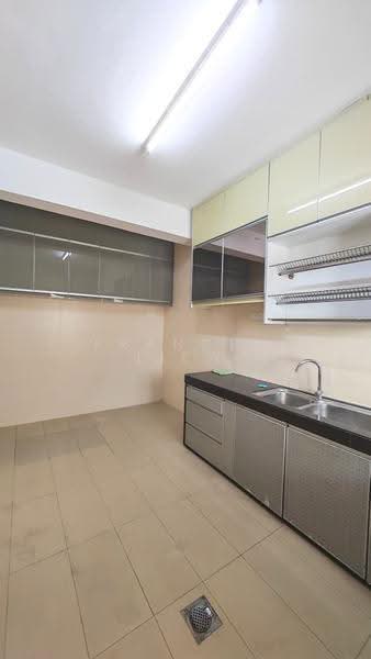 2-storey Terraced House for Sale in Taman Puncak Jalil (Seri Kembangan) - Frances Liew - Kitchen - PropertyGuru.com.my