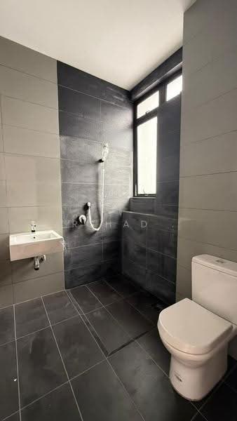 Cluster House for Sale in Horizon Hills (Iskandar Puteri (Nusajaya)) - Arshad . - Bathroom - PropertyGuru.com.my