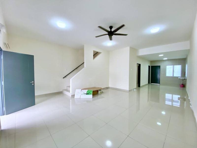 2-storey Terraced House for Sale in Taman Vista Mutiara (Bandar Sungai Long) - EMA ALLANG - Living Room - PropertyGuru.com.my
