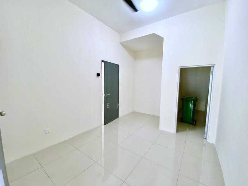 2-storey Terraced House for Sale in Taman Vista Mutiara (Bandar Sungai Long) - EMA ALLANG - Interior - PropertyGuru.com.my