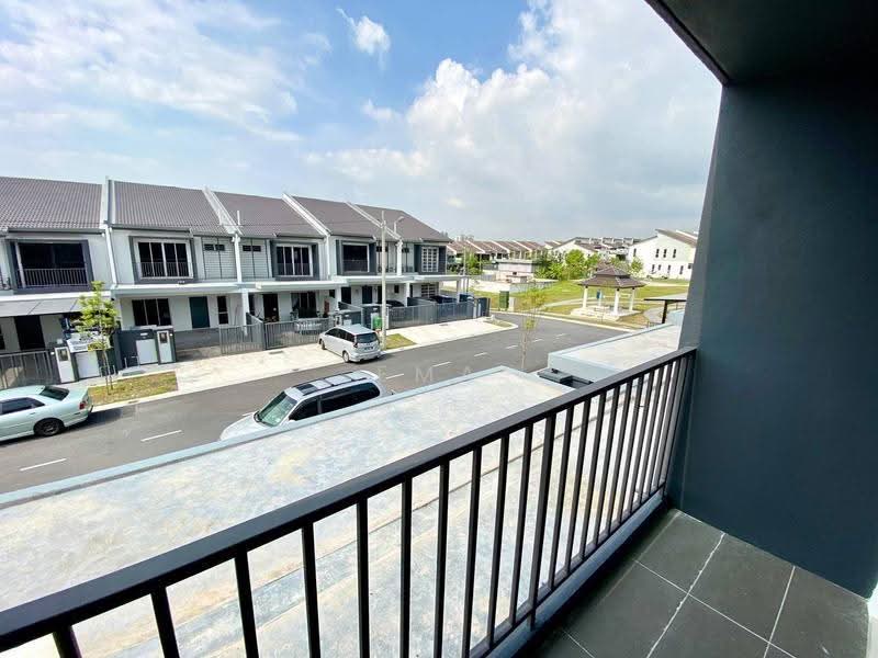 2-storey Terraced House for Sale in Taman Vista Mutiara (Bandar Sungai Long) - EMA ALLANG - Exterior - PropertyGuru.com.my
