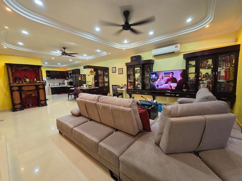 2-storey Terraced House for Sale in Sungai Long (Bandar Sungai Long) - Chris Lim Pek Yean - Living Room - PropertyGuru.com.my