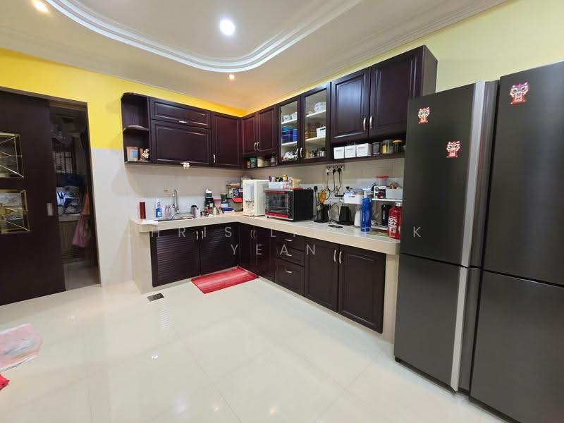 2-storey Terraced House for Sale in Sungai Long (Bandar Sungai Long) - Chris Lim Pek Yean - Kitchen - PropertyGuru.com.my