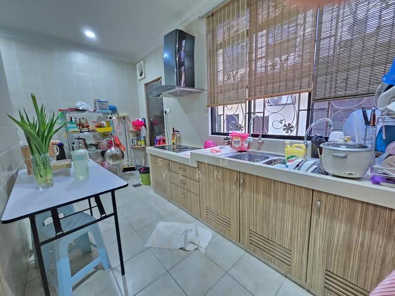 2-storey Terraced House for Sale in Sungai Long (Bandar Sungai Long) - Chris Lim Pek Yean - Kitchen - PropertyGuru.com.my