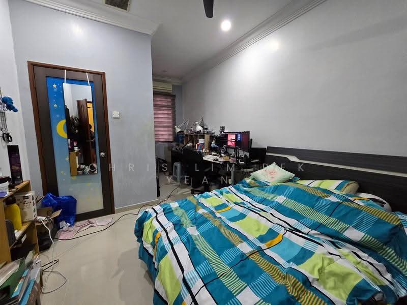 2-storey Terraced House for Sale in Sungai Long (Bandar Sungai Long) - Chris Lim Pek Yean - Bedroom - PropertyGuru.com.my