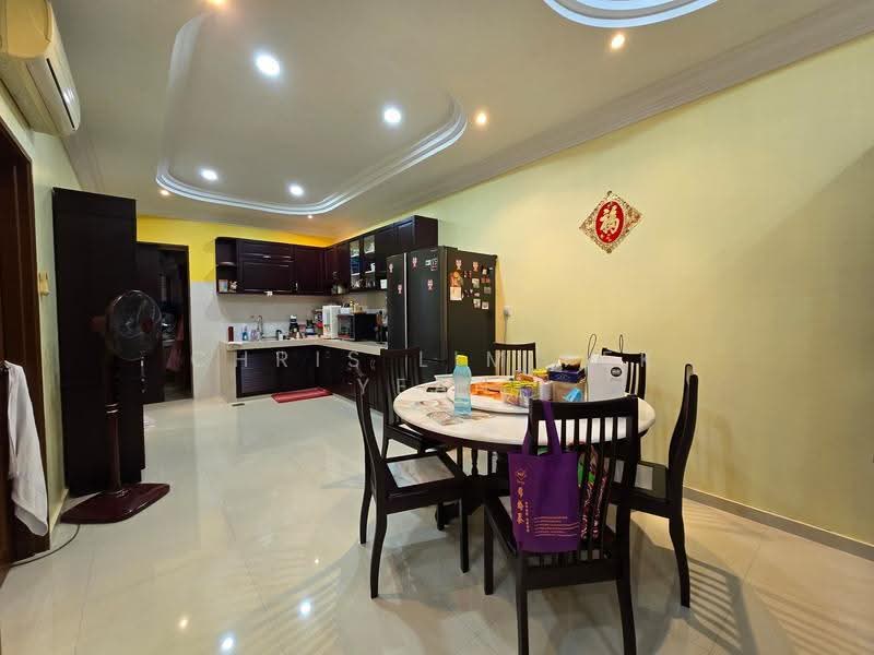 2-storey Terraced House for Sale in Sungai Long (Bandar Sungai Long) - Chris Lim Pek Yean - Kitchen - PropertyGuru.com.my