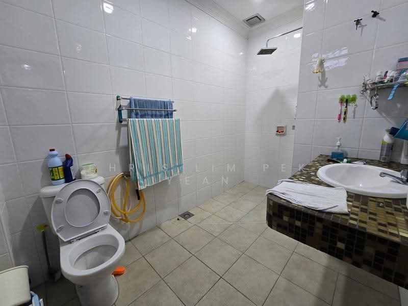 2-storey Terraced House for Sale in Sungai Long (Bandar Sungai Long) - Chris Lim Pek Yean - Bathroom - PropertyGuru.com.my