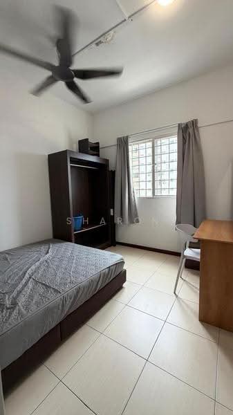 Kondominium untuk Disewa di Beverly 2 - Sharon Wong - Bedroom - PropertyGuru.com.my