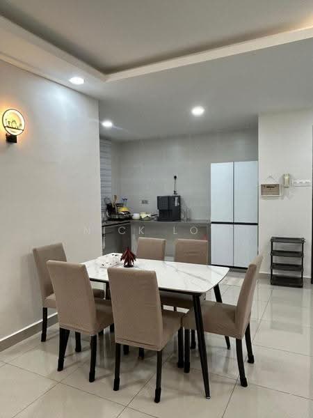Kediaman Servis untuk Disewa di Twin Danga Residence - Nick Low - Dining Room - PropertyGuru.com.my