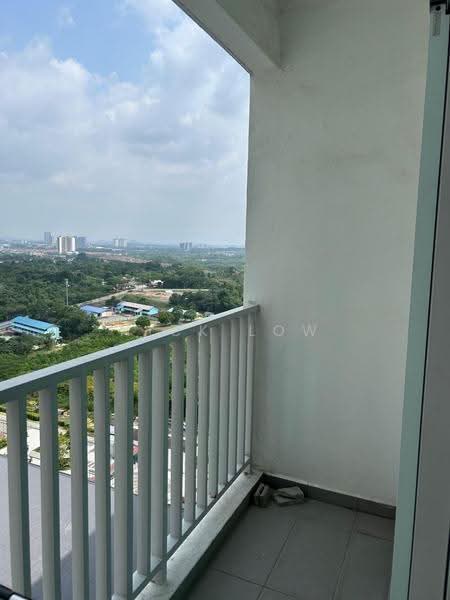 Kediaman Servis untuk Disewa di Twin Danga Residence - Nick Low - Balcony - PropertyGuru.com.my