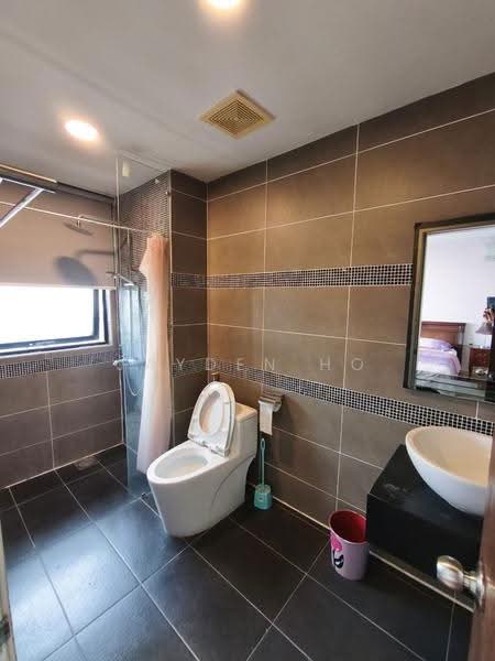 Kediaman Servis untuk Disewa di D'Latour - Jayden Ho - Bathroom - PropertyGuru.com.my