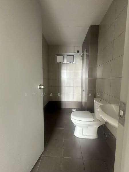 Service Residence for Sale at One 49 Residence - Edward Gan - Bathroom - PropertyGuru.com.my