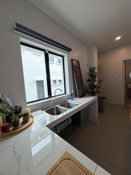2-storey Terraced House for Sale in Station 18 (Ipoh) - Kayan . - Kitchen - PropertyGuru.com.my