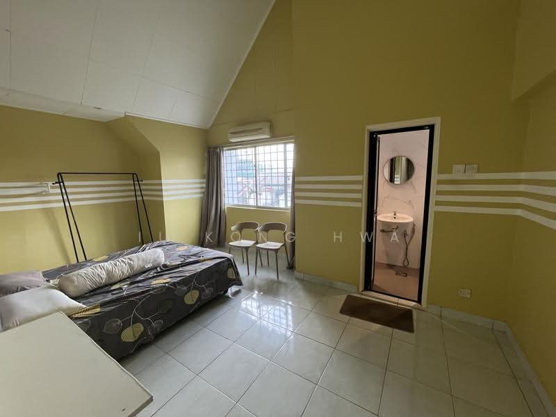 2.5-storey Terraced House for Rent in Gasing Indah (Petaling Jaya) - Iu Kong Hwa - Bedroom - PropertyGuru.com.my