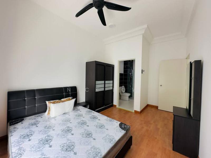 Kediaman Servis untuk Disewa di The Platino Serviced Apartment - Nick Low - Bedroom - PropertyGuru.com.my