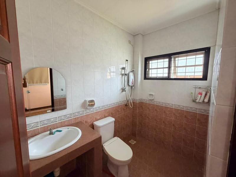 2-storey Terraced House for Rent in Jalan song (Kuching) - KC Jee - PropertyGuru.com.my