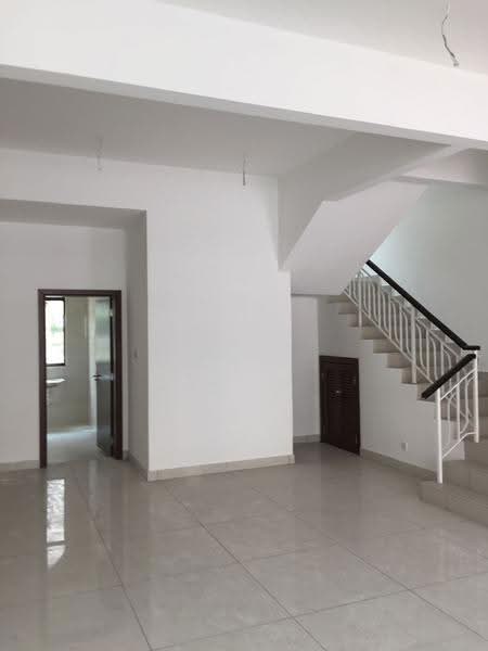 2-storey Terraced House for Sale in Diamond City (Semenyih) - PJ Low - Interior - PropertyGuru.com.my