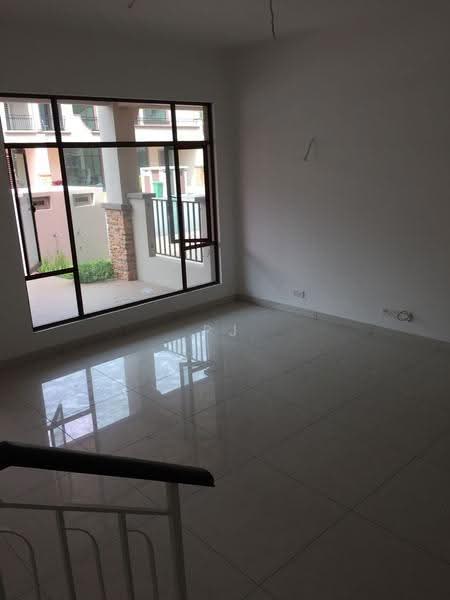2-storey Terraced House for Sale in Diamond City (Semenyih) - PJ Low - Interior - PropertyGuru.com.my
