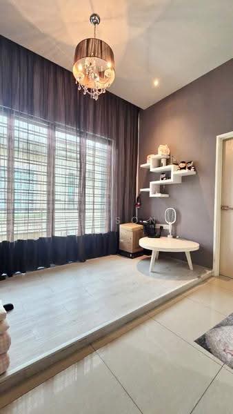 Semi-Detached House for Sale in Taman Seri Austin (Tebrau) - Nelson Tan Poh Kiong - Living Room - PropertyGuru.com.my