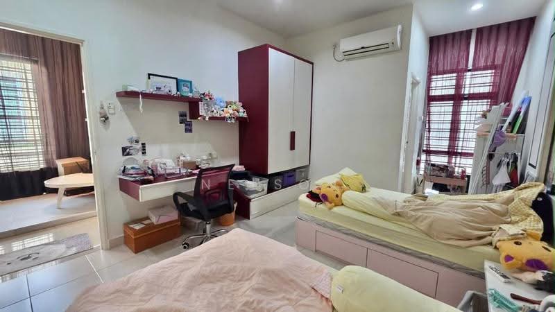 Semi-Detached House for Sale in Taman Seri Austin (Tebrau) - Nelson Tan Poh Kiong - Bedroom - PropertyGuru.com.my