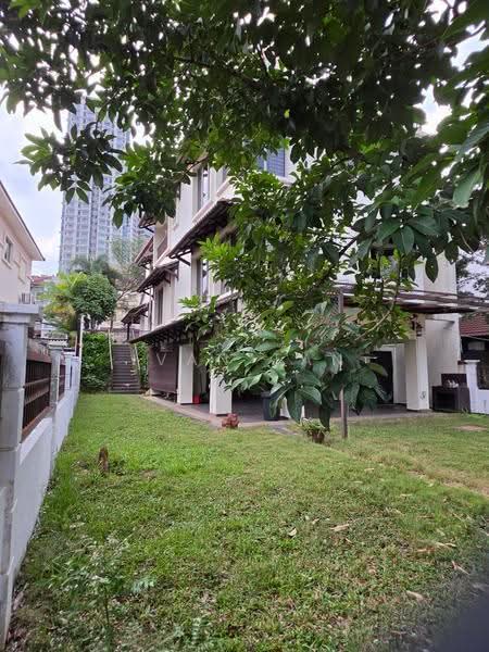 Rumah Teres 2.5-Tingkat untuk Dijual di Puchong (Selangor) - Ivan Tan - PropertyGuru.com.my
