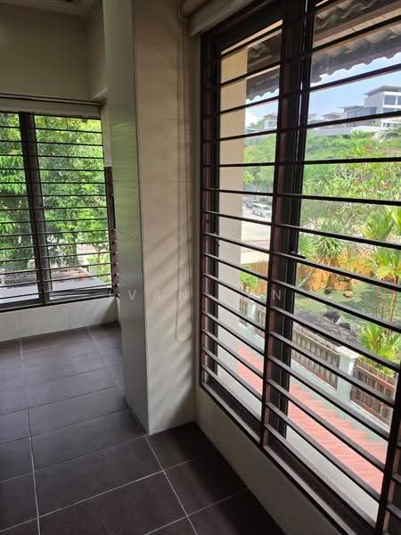 Rumah Teres 2.5-Tingkat untuk Dijual di Puchong (Selangor) - Ivan Tan - PropertyGuru.com.my