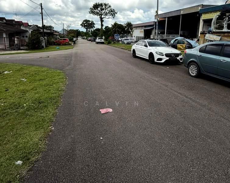 1-storey Terraced House for Sale in Taman Desa Jaya (Johor Bahru) - Calvin Lee - Exterior - PropertyGuru.com.my