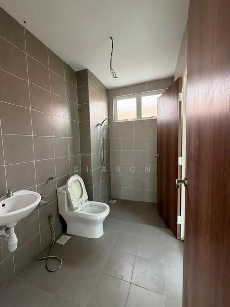 2-storey Terraced House for Sale in Kajang (Selangor) - Sharon Wong - Bathroom - PropertyGuru.com.my