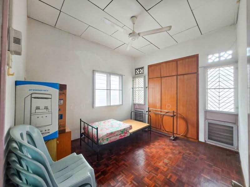Rumah Teres 2-Tingkat untuk Dijual di Taman Maluri (Cheras) - Zul Syafiq - Bedroom - PropertyGuru.com.my