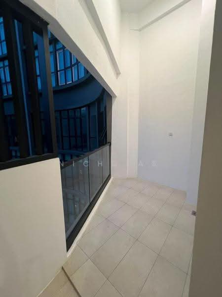 Kondominium untuk Disewa di Milano Eight - Nicholas Tan - Balcony - PropertyGuru.com.my