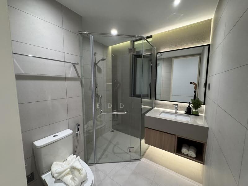 Apartment for Sale at R&F Princess Cove Phase 3-New Casa Suites - Eddie Ong - Bathroom - PropertyGuru.com.my