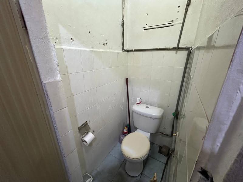 Rumah Teres 1.5-Tingkat untuk Dijual di Taman Setapak (Setapak) - Shaziery Iskandar - Bathroom - PropertyGuru.com.my