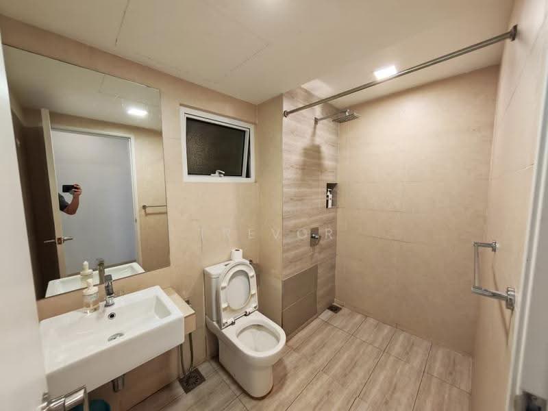 Kediaman Servis untuk Dijual di Windmill upon Hills - Trevor Chai - Bathroom - PropertyGuru.com.my