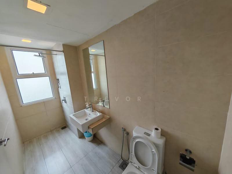Kediaman Servis untuk Dijual di Windmill upon Hills - Trevor Chai - Bathroom - PropertyGuru.com.my